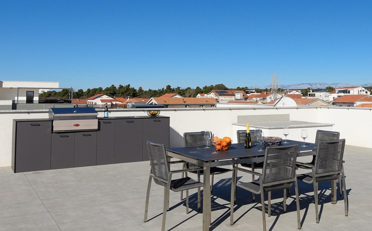 Fux Luxury Rooftop Terrace Jacuzzi & Bbq 자다르 외부 사진